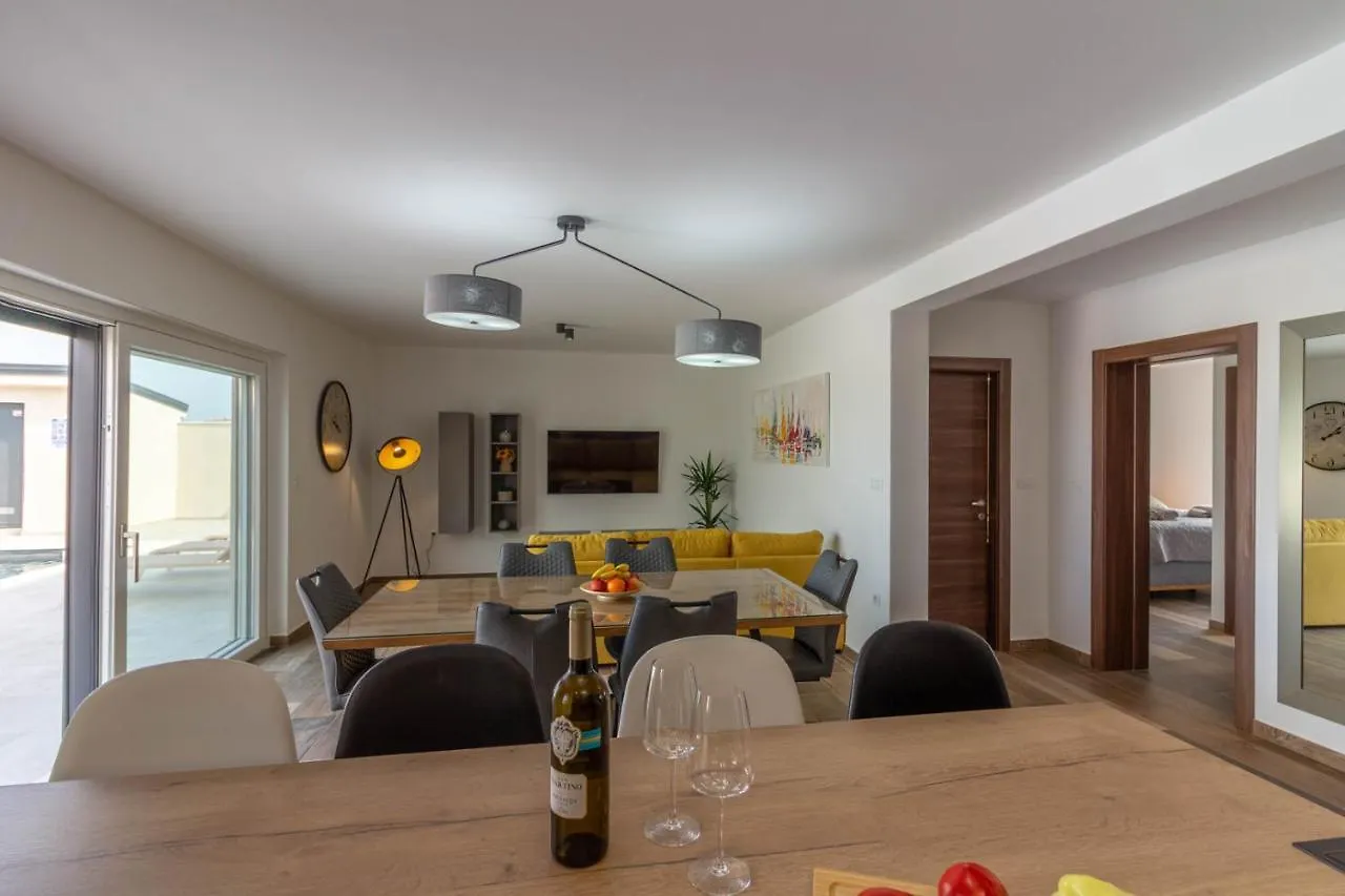 Amazing Villa Ani With Pool & Whirpool Near The Beach - Wiibuk Póla