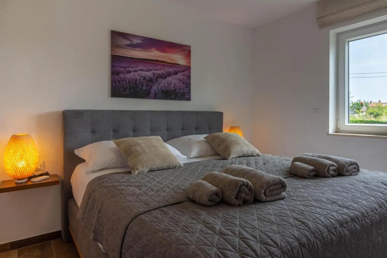Amazing Villa Ani With Pool & Whirpool Near The Beach - Wiibuk Póla