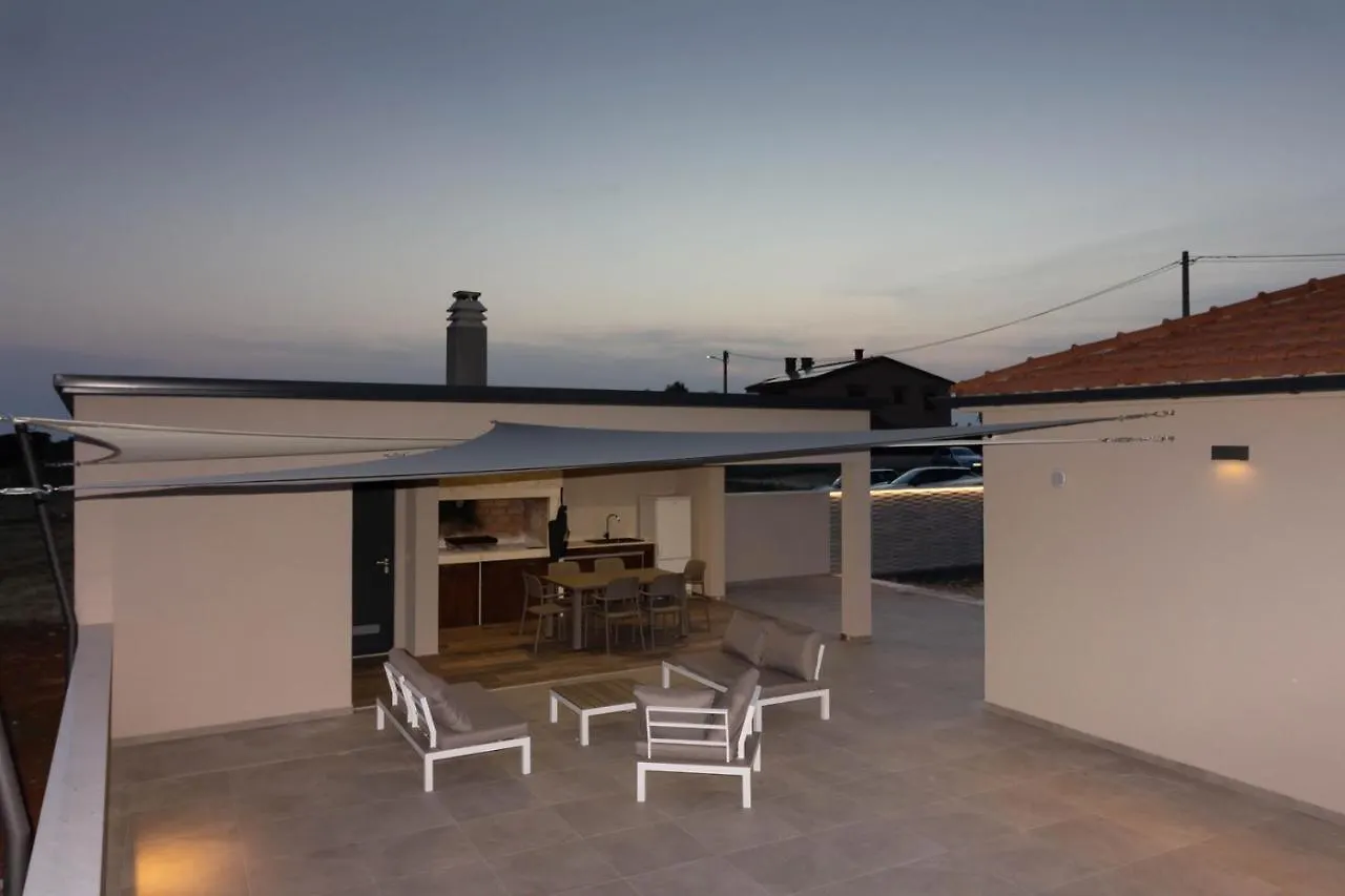 Amazing Villa Ani With Pool & Whirpool Near The Beach - Wiibuk Pula Kroatië