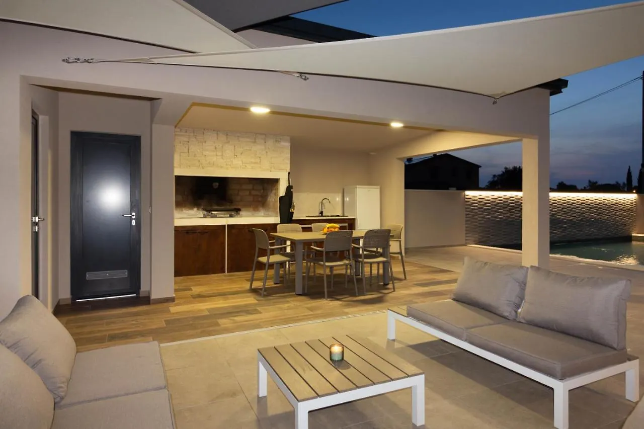 Amazing Villa Ani With Pool & Whirpool Near The Beach - Wiibuk 풀라 0*,